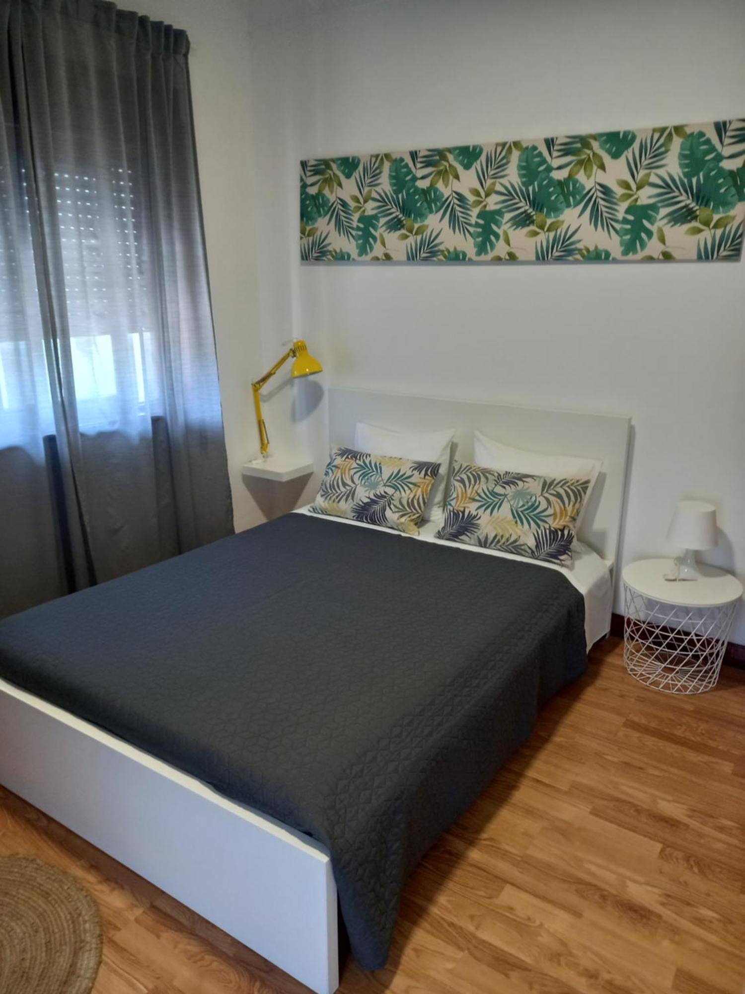 Buddies Charm Apt - Self Catering 阿威罗 外观 照片